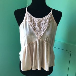 American Eagle light pink top